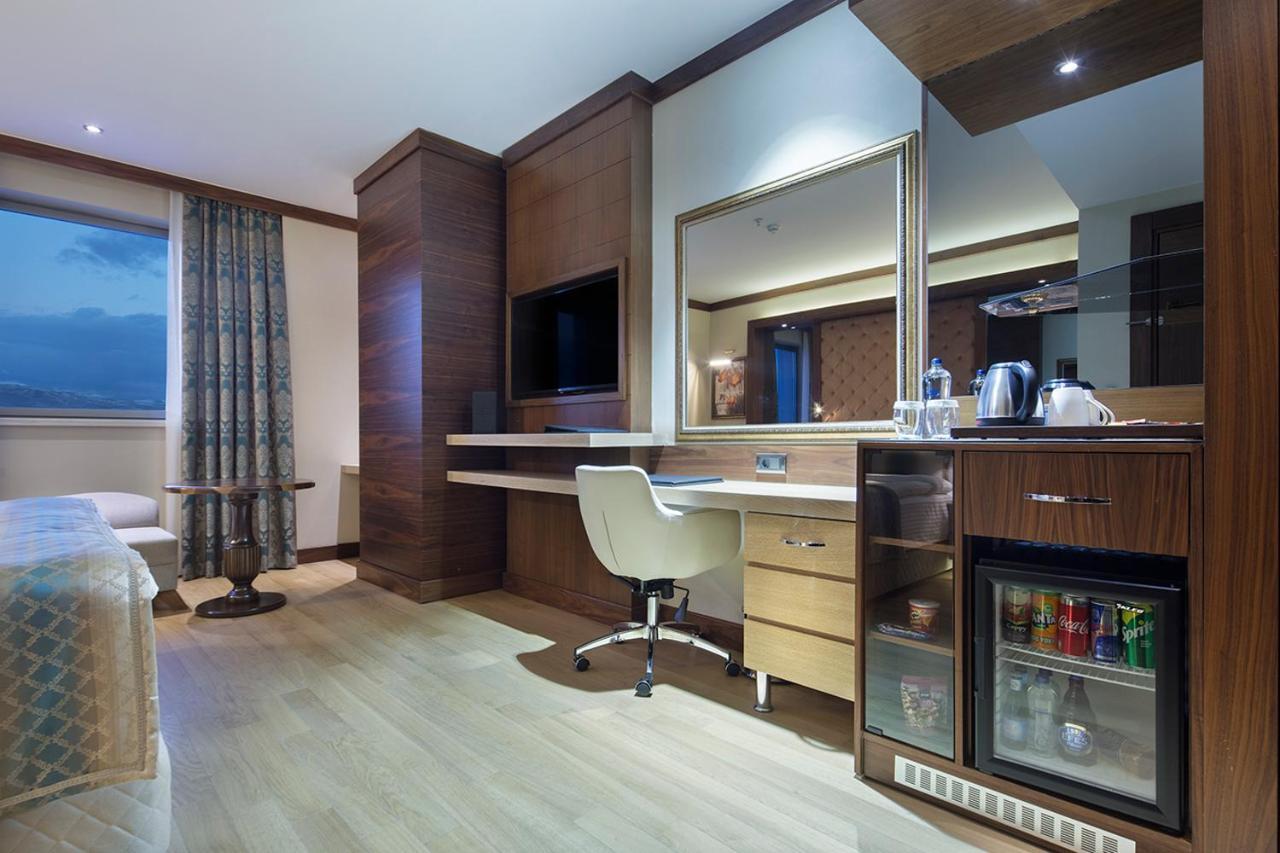 Grand Millennium Konya Hotel Kültér fotó